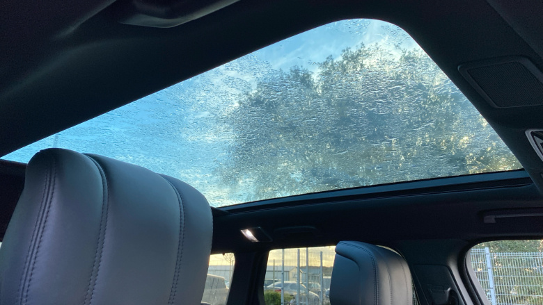 Land Rover Range Rover Sport 2.0 P400e HSE Dynamic Black 5dr Auto Estate